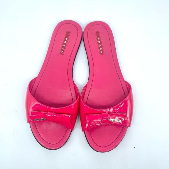Prada Fuschia Pink Patent Leather Logo Bow Slide Sandal flat EU 39 - Picture 1 of 9